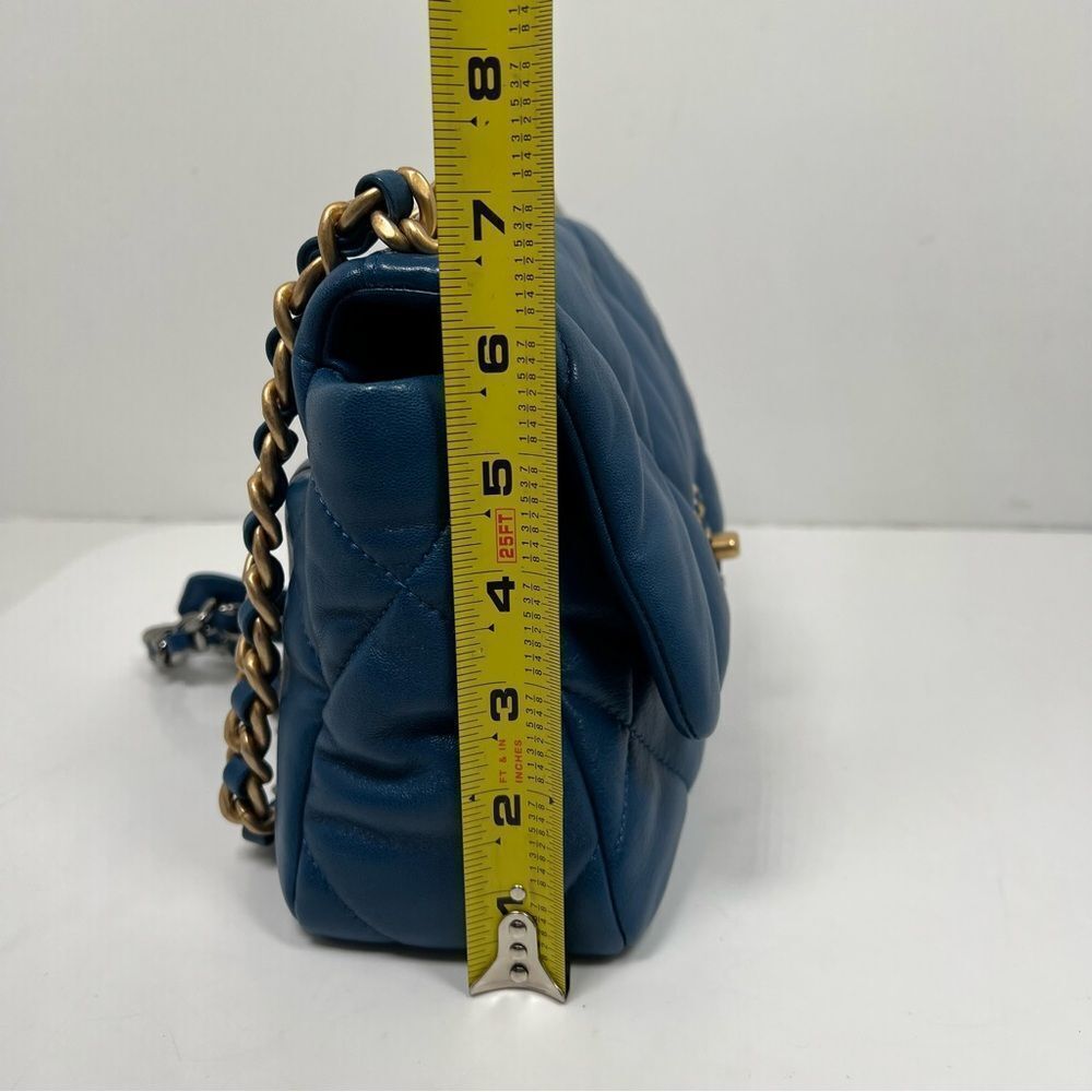 Chanel 19 Flap Bag Quilted Leather Medium Blue A+ Condition - Picture 16 of 16